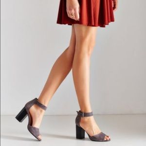UO Mary Suede ankle strap chunky heel sandals 6M